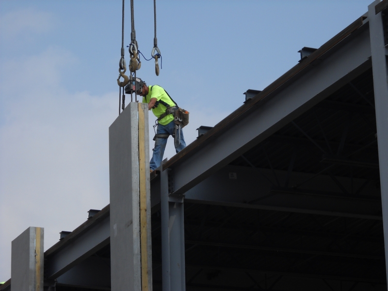 Maintenance Precast Walls Erection Sept 14 2011